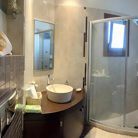 Anatoli Luxury