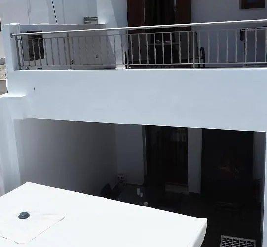 Anatoli Luxury Vilă *